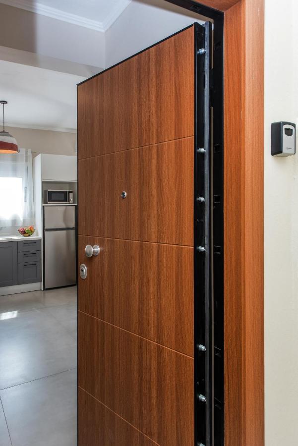 Aris By Anita Holiday Homes Corfu  Екстериор снимка